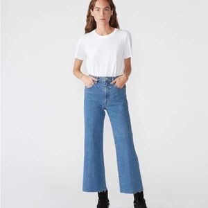 Gogo Jeans USA Girl Ankle Bellbottom Cropped Jeans
